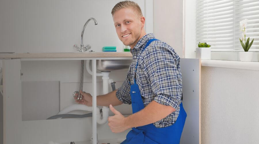 Local expert plumbing services in Groves, TX
